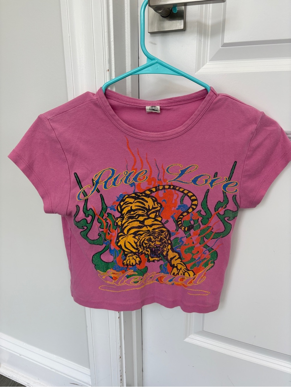 Urban Outfitters Pink Graphic Tiger Crop Top